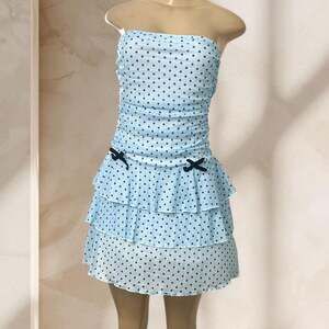 Blue Polka Dot Strapless Mini Dress – Ruched Ruffle Tiered Bow  Y2K Cute ✧ L